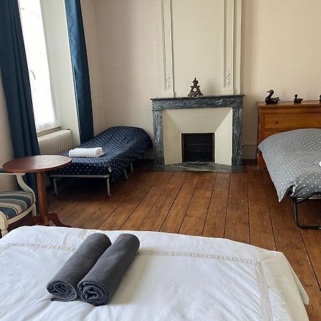 Charmante Charentaise Saint-Jean-dʼAngély Kültér fotó